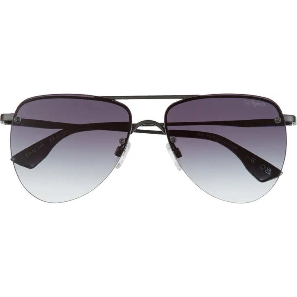 LE SPECS The Prince 57mm Aviator Sunglasses in Matte Black/ Cool Smoke Grad